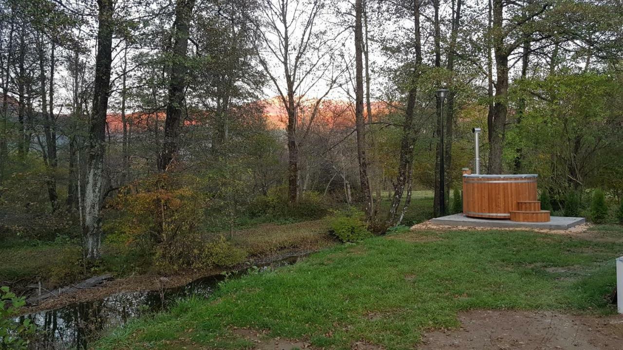 Vodenica Vrelo Chalets Vrelo Koreničko Dış mekan fotoğraf